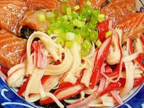 寿司酢で簡単！海鮮鮭漬け丼